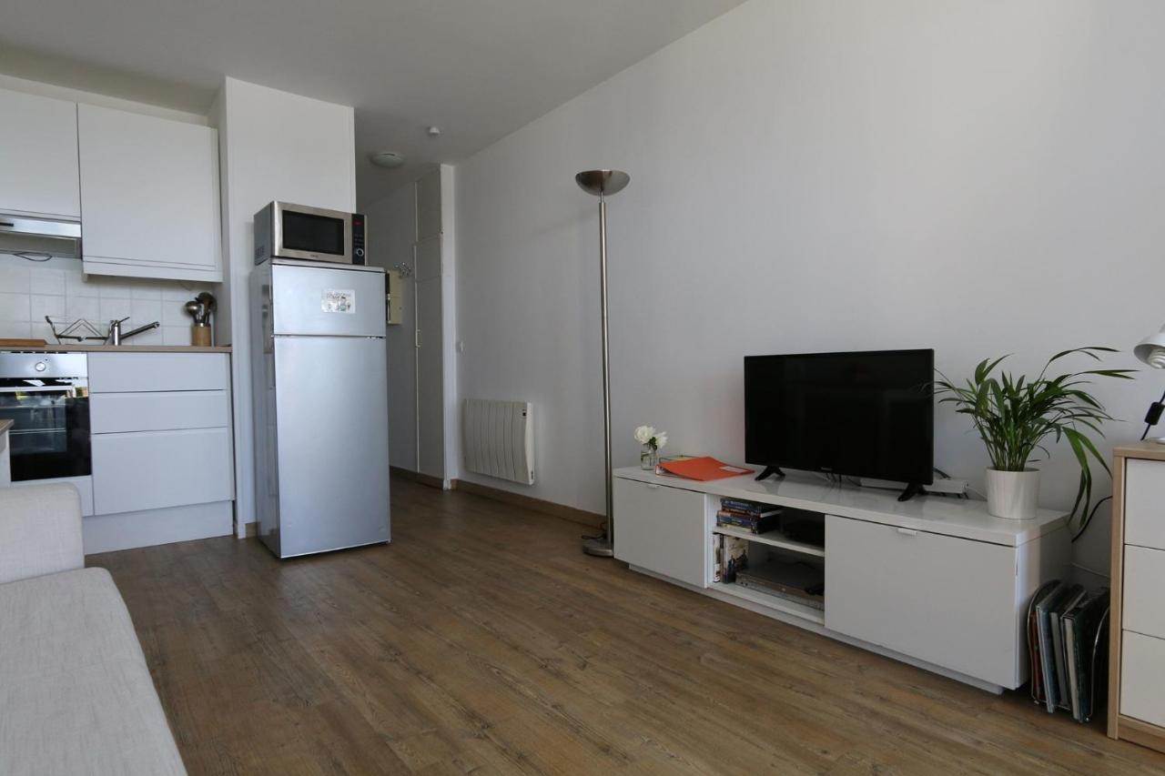 Studio, Front De Avec Parking Prive