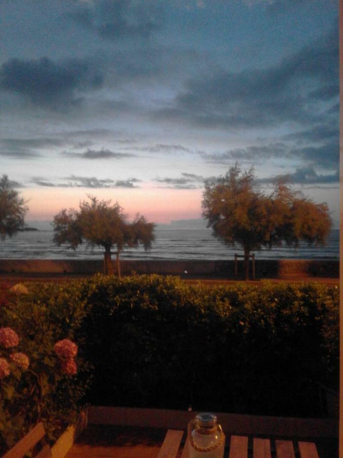 Studio, Front De Avec Parking Prive * Hendaye